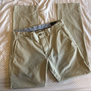 LIKE NEW Men’s Polo Khakis